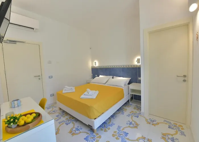 Acquadamare Bed & Breakfast 3*