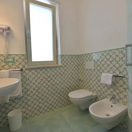 Acquadamare 3*