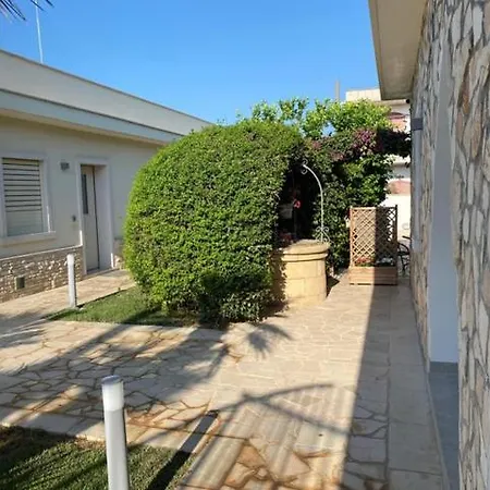 Nocleg ze śniadaniem Acquadamare 3*