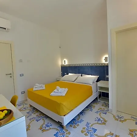 Acquadamare 3*